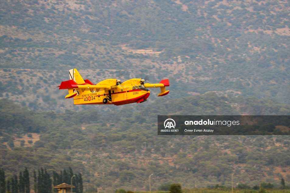 España envía dos aviones extintores para ayudar a combatir los incendios forestales en Turquía