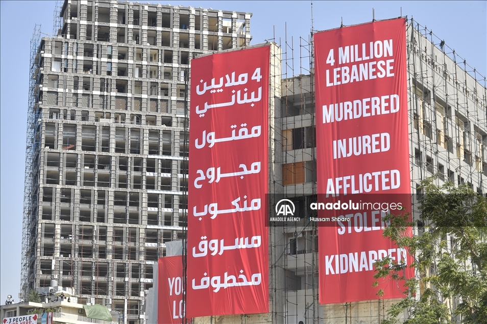 احتجاجات ذكرى انفجار بيروت.. 21 جريحا ومحاولة لاقتحام البرلمان