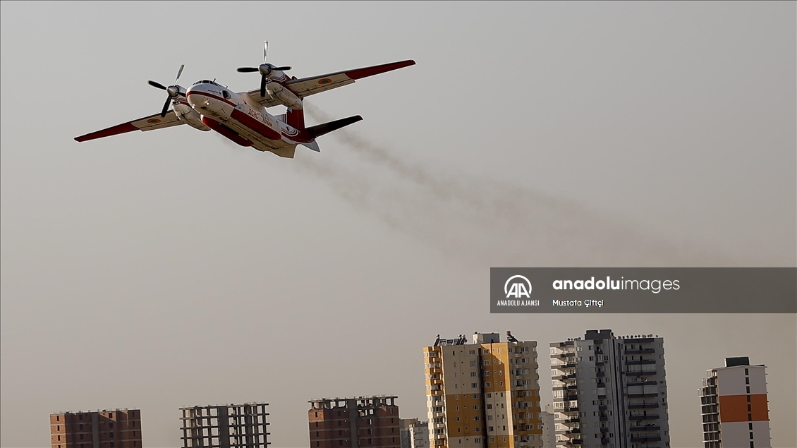 Orman yangınlarıyla mücadelede uçaklar da önemli rol üstleniyor