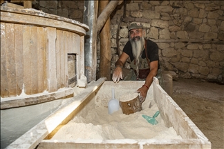 Di aşê avê yê dîrokî da bi terza berê genim dihêre