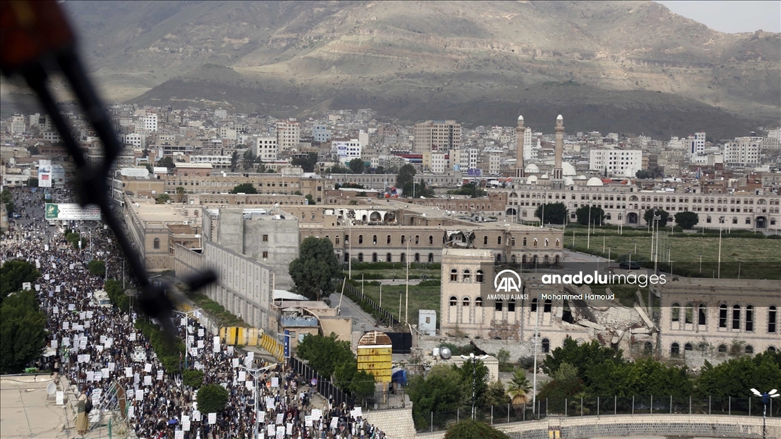 Yemen'e saldırılar ve Suudi Arabistan'ın uyguladığı ambargo protesto edildi