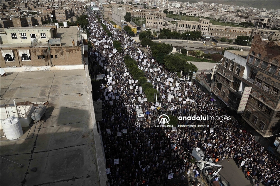 Yemen'e saldırılar ve Suudi Arabistan'ın uyguladığı ambargo protesto edildi