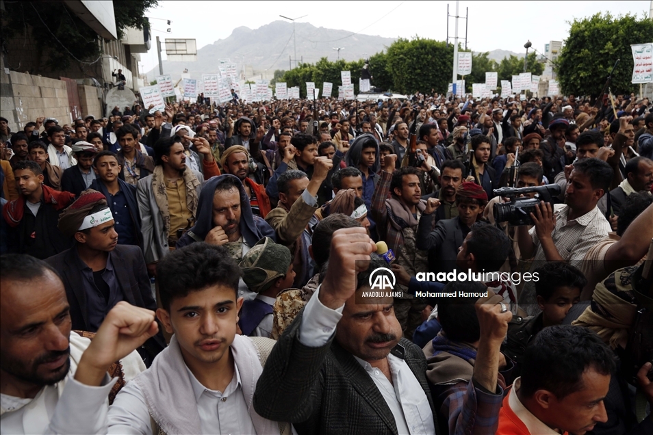 Yemen'e saldırılar ve Suudi Arabistan'ın uyguladığı ambargo protesto edildi