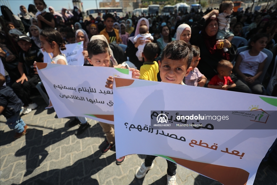 الحصار الإسرائيلي يُضيّق الخناق على "أيتام" غزة