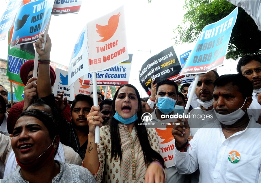 Protestas en la India tras la presunta violación y asesinato de una niña de 9 años en Nueva Delhi