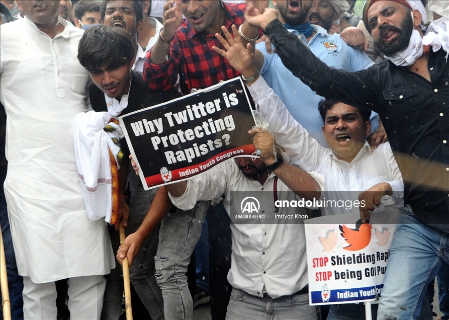 Protestas en la India tras la presunta violación y asesinato de una niña de 9 años en Nueva Delhi