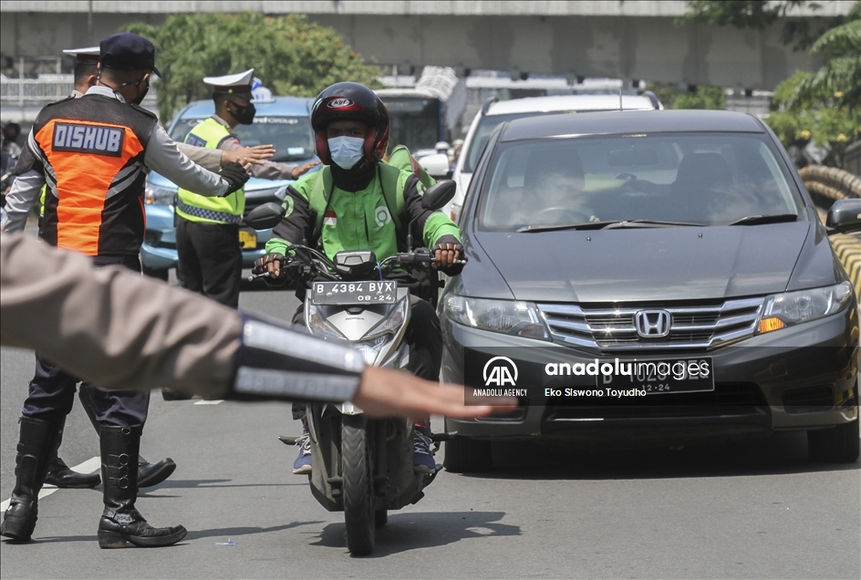 Indonesia berlakukan ganjil-genap guna batasi pergerakan masyarakat