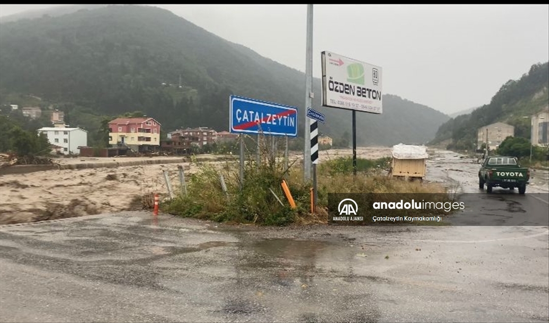Kastamonu'nun Çatalzeytin ilçesinde selin etkileri ortaya çıktı