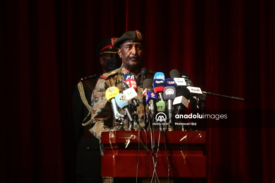 البرهان: جيش السودان يغلق الطريق أمام الانقلاب