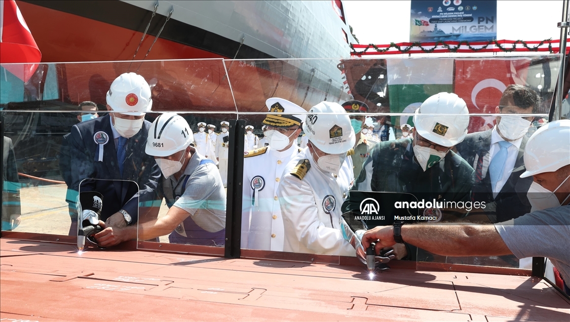 Cumhurbaşkanı Erdoğan, Pakistan MİLGEM Korvet Projesi 1'inci Gemi Denize İniş ve Açık Deniz Karakol Gemisi Projesi 1'inci Gemi Sac Kesim Töreni'ne katıldı.