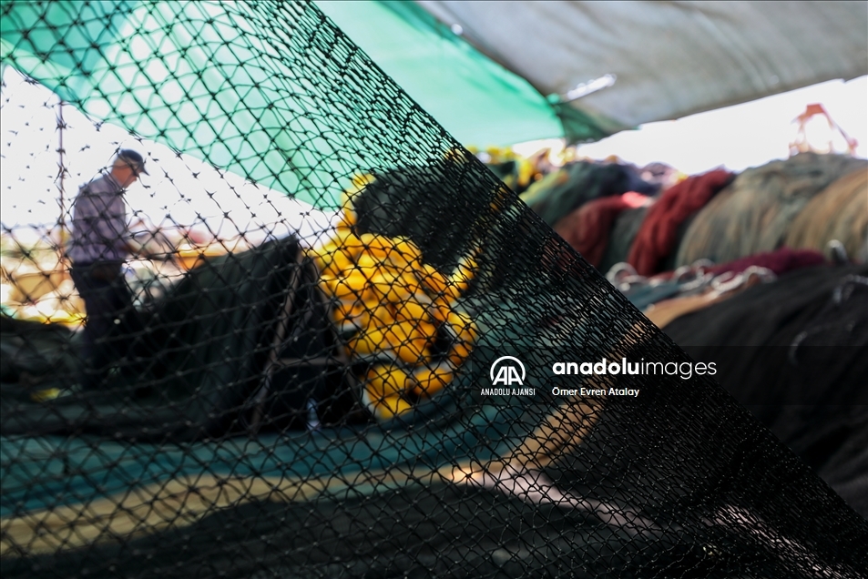 Egeli balıkçılar "vira bismillah" demeye hazırlanıyor