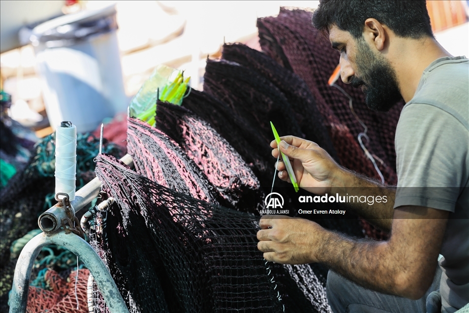 Egeli balıkçılar "vira bismillah" demeye hazırlanıyor