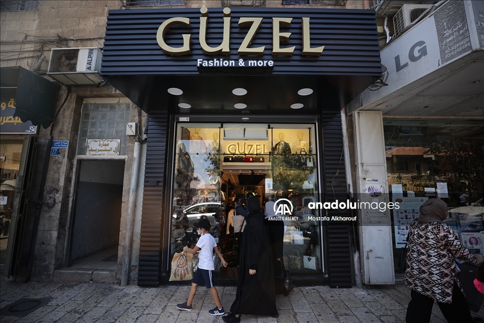 القدس.. أسماء تركية لمحال تجارية تستقطب الفلسطينيين