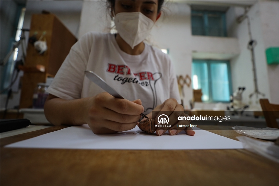 Bergama'da Anadolu tanrıçası Kibele için ibadet edilen 8 dini alan tespit edildi