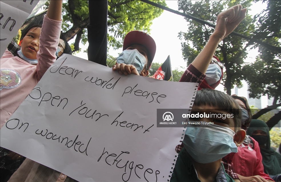 Warga Afghanistan gelar demonstrasi di Jakarta