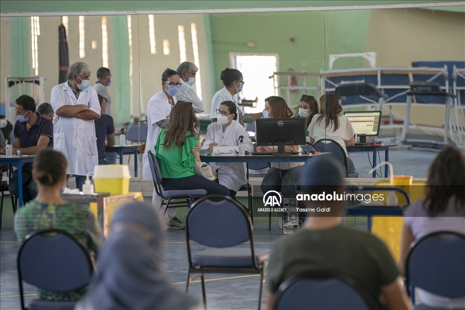 كورونا.. انطلاق ثاني أيام حملة تطعيم الرياضيين بتونس