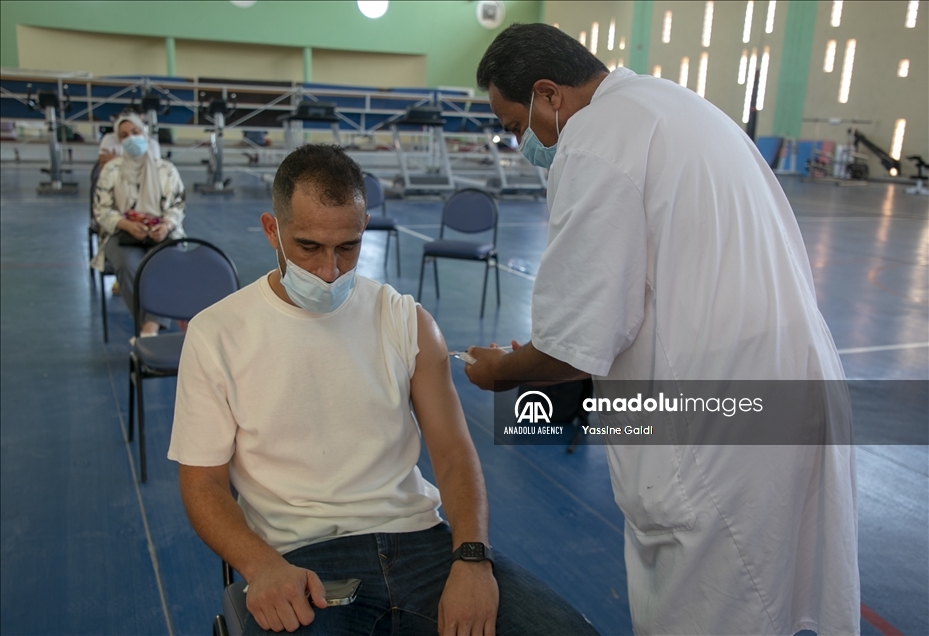 كورونا.. انطلاق ثاني أيام حملة تطعيم الرياضيين بتونس