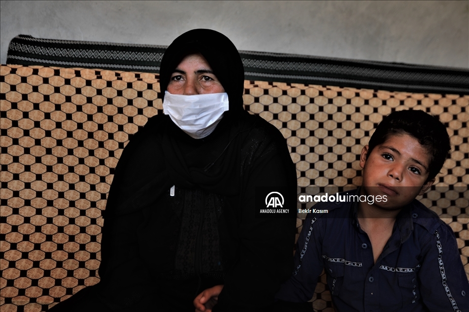 Jinên Sûriyeyî bi wê hêviyê dijîn ku mirovên wan ên rejima Esed girtine li heyatê ne