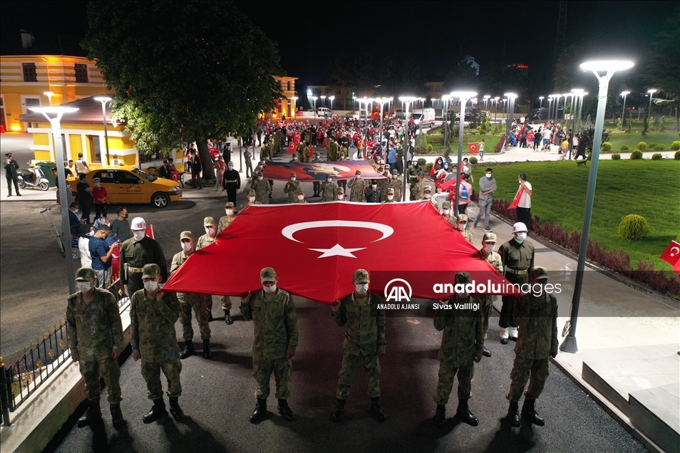 Sivas'ta fener alayı düzenlendi