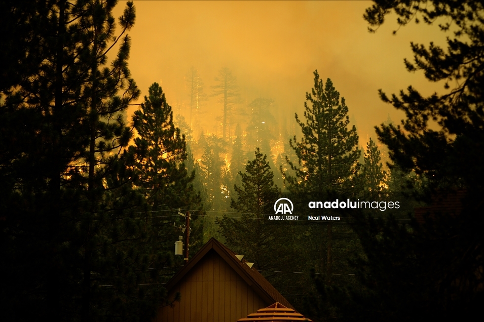 Caldor Fire moves towards the residential areas