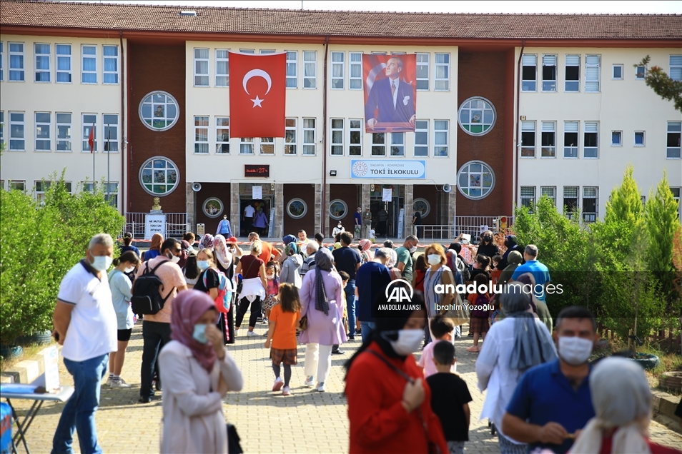 Sakarya'da okul öncesi ve ilkokul birinci sınıf öğrencilerinin uyum süreci eğitimi başladı