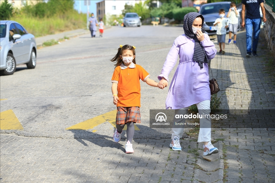 Sakarya'da okul öncesi ve ilkokul birinci sınıf öğrencilerinin uyum süreci eğitimi başladı