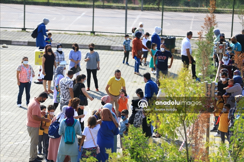 Sakarya'da okul öncesi ve ilkokul birinci sınıf öğrencilerinin uyum süreci eğitimi başladı
