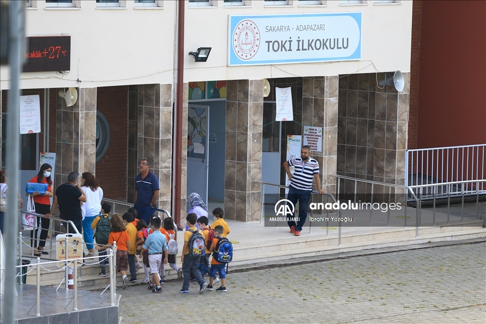 Sakarya'da okul öncesi ve ilkokul birinci sınıf öğrencilerinin uyum süreci eğitimi başladı