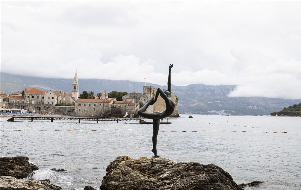 Balkanların turizm ülkesi Karadağ