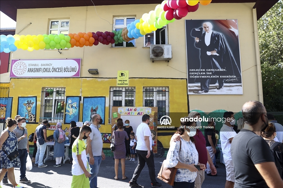 İstanbul'da okullarda uyum eğitimi başladı