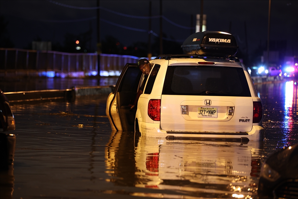 New Jersey'de fırtına ve sağanak