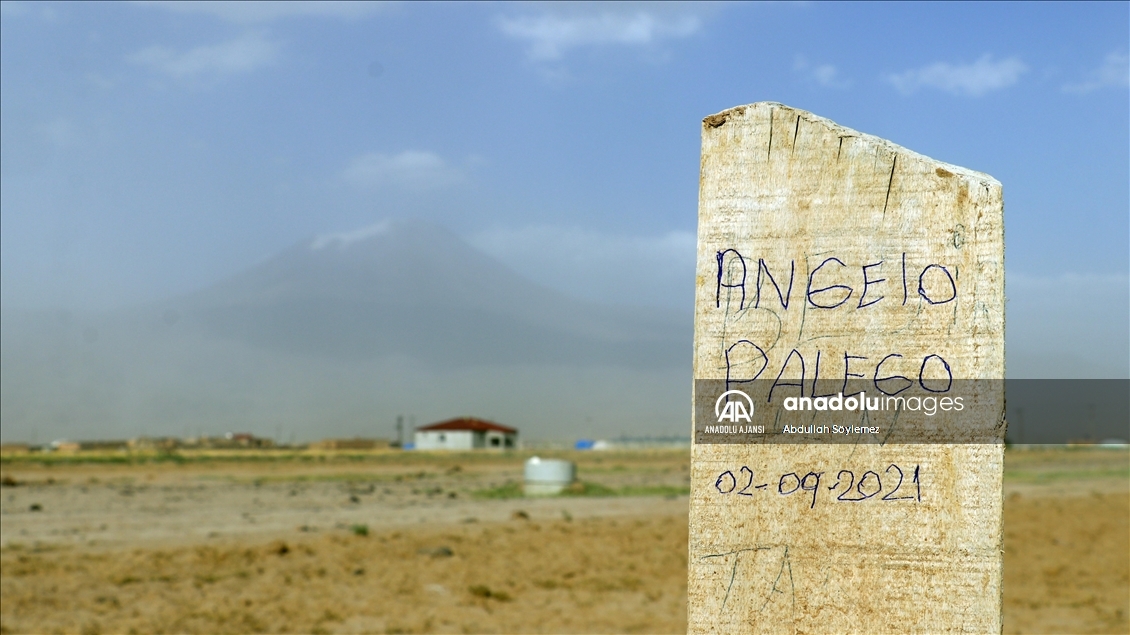 Nuh'un Gemisi'ni araştırırken rahatsızlanarak ölen İtalyan araştırmacı, vasiyeti üzerine Ağrı'da defnedildi