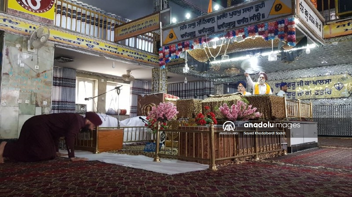 Afganistan'daki Hindu ve Sih azınlıklar ülkeyi terk etmek istemiyor