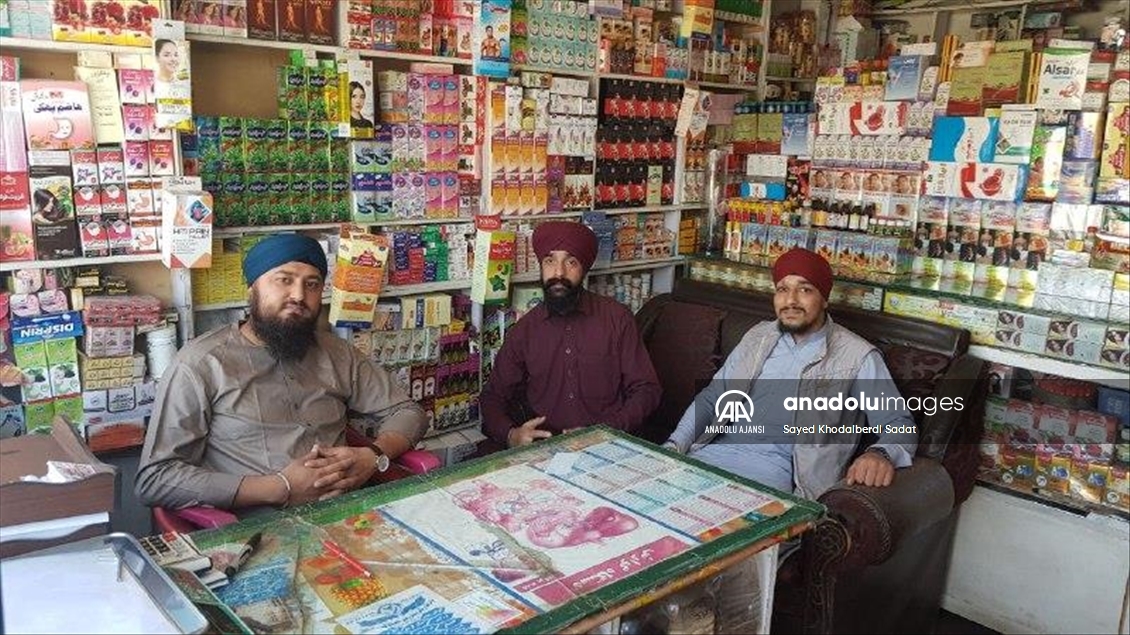 Afganistan'daki Hindu ve Sih azınlıklar ülkeyi terk etmek istemiyor
