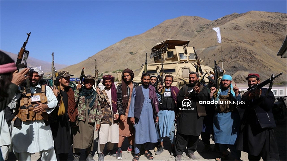 ئه‌فغانستان.. یه‌كه‌م تیمی میدیا ئاژانسی ئانادۆڵو بوو دوای پێكدادانه‌كان چووه‌ نێو په‌نجشیره‌وه‌