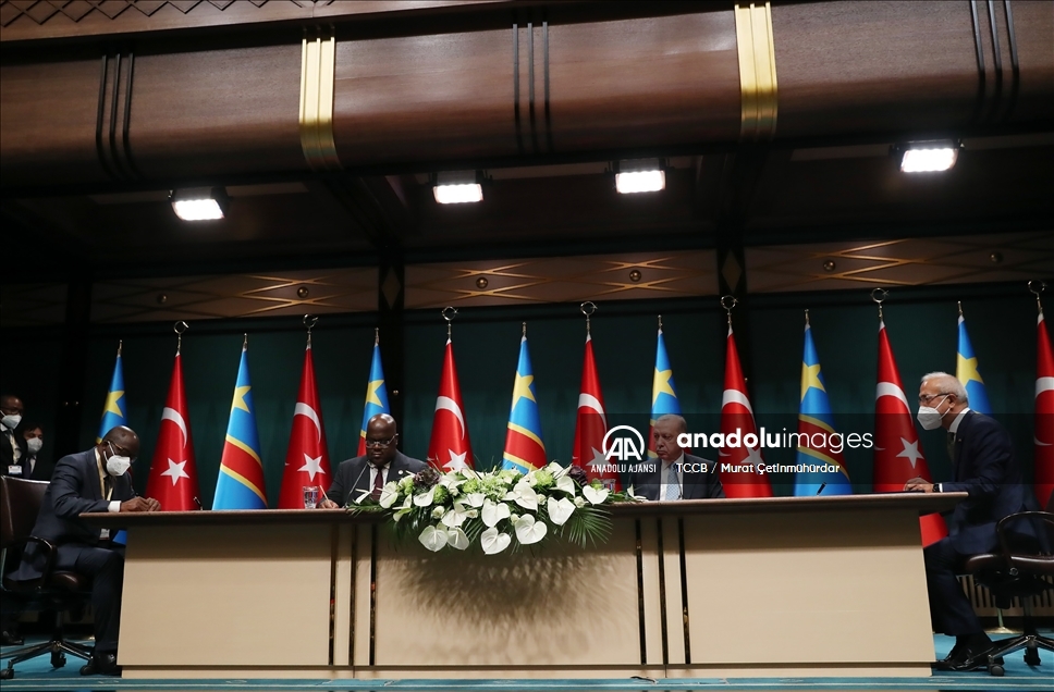 Cumhurbaşkanı Erdoğan, Kongo Demokratik Cumhuriyeti Cumhurbaşkanı Tshisekedi ile basın toplantısı düzenledi