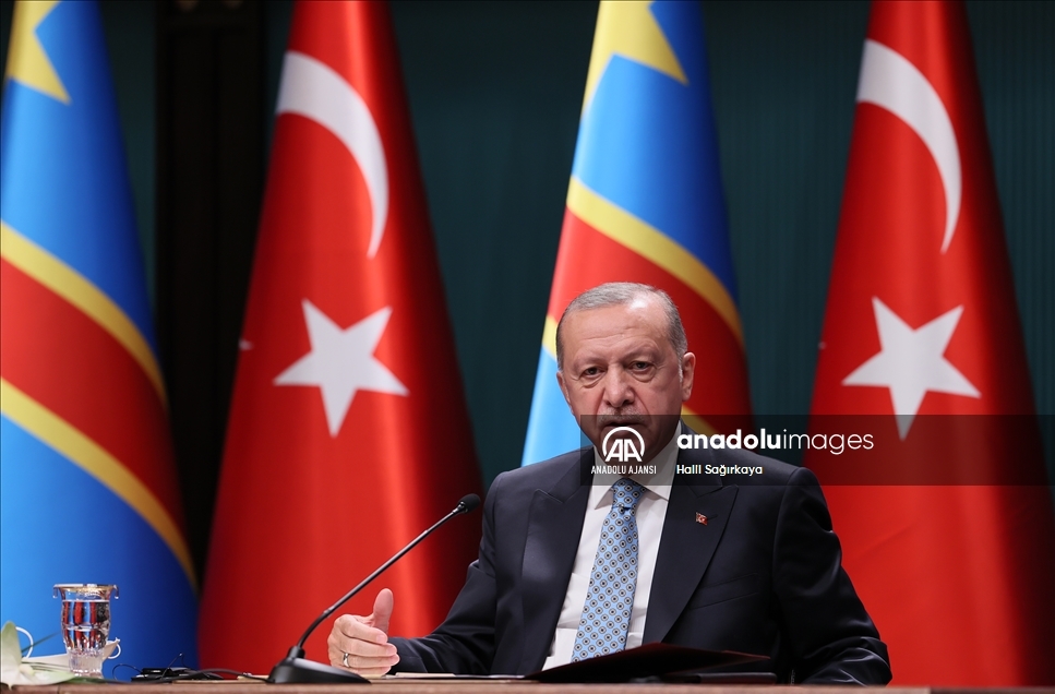 Cumhurbaşkanı Erdoğan, Kongo Demokratik Cumhuriyeti Cumhurbaşkanı Tshisekedi ile basın toplantısı düzenledi