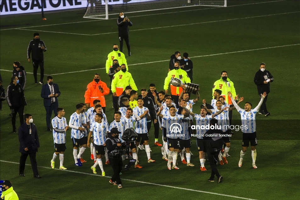 Con 'hat trick' ante Bolivia, Lionel Messi bate récords en el fútbol suramericano