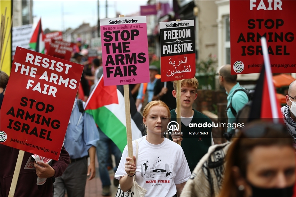 “Resist DSEI! Stop Arming Israel” Demonstarion in East London