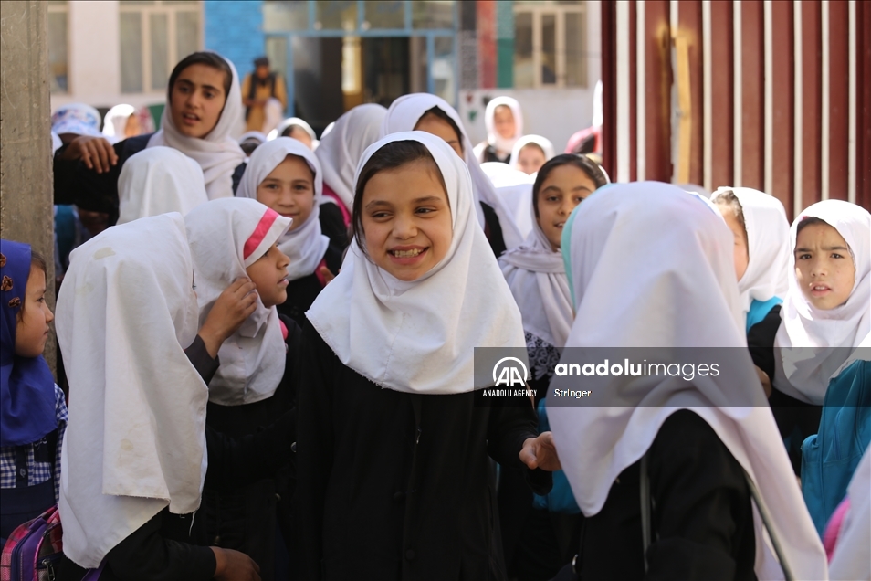 قوتابخانەکانی کچان لە ویلایەتی ھێرات رۆژئاوای ئەفغانستان