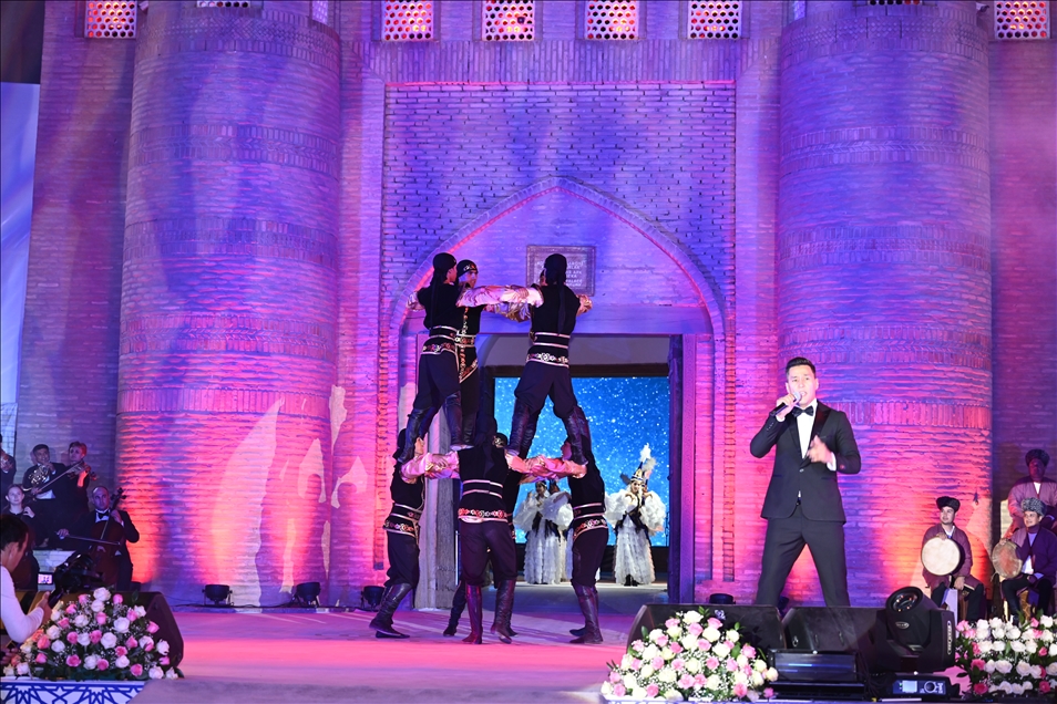 Özbekistan'ın tarihi Hive şehrinde "Türk Dünyası Kültür Başkenti" etkinliği