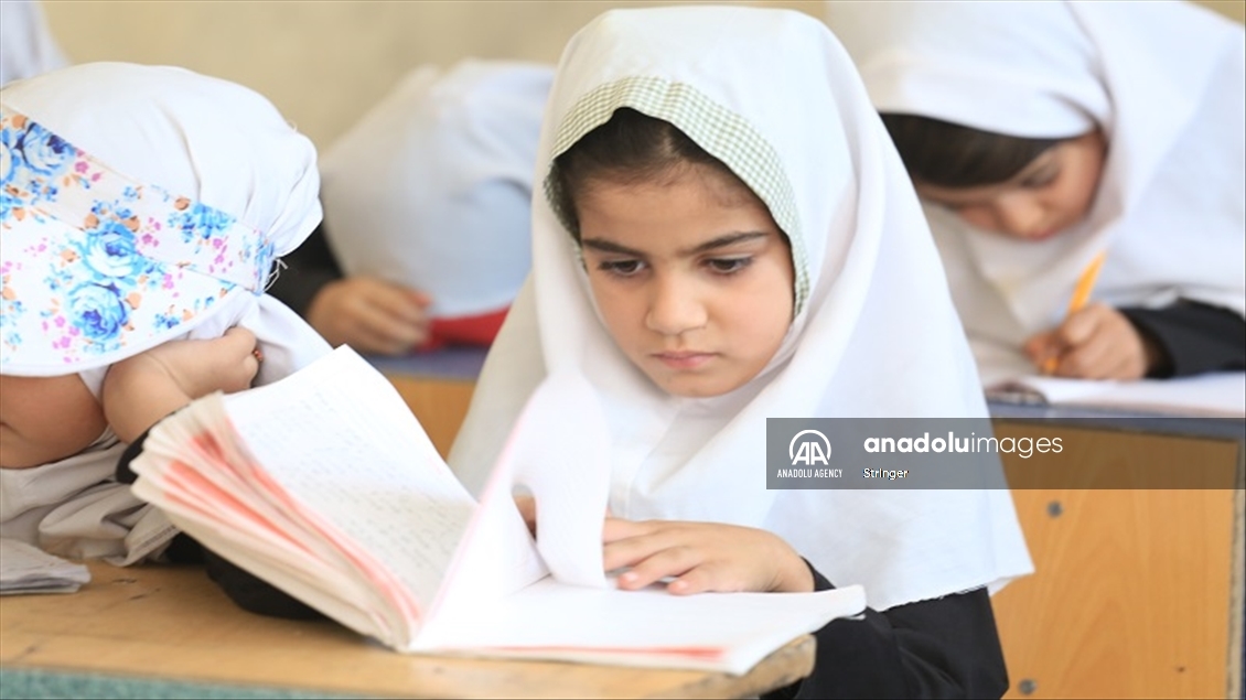 قوتابخانەکانی کچان لە ویلایەتی ھێرات رۆژئاوای ئەفغانستان