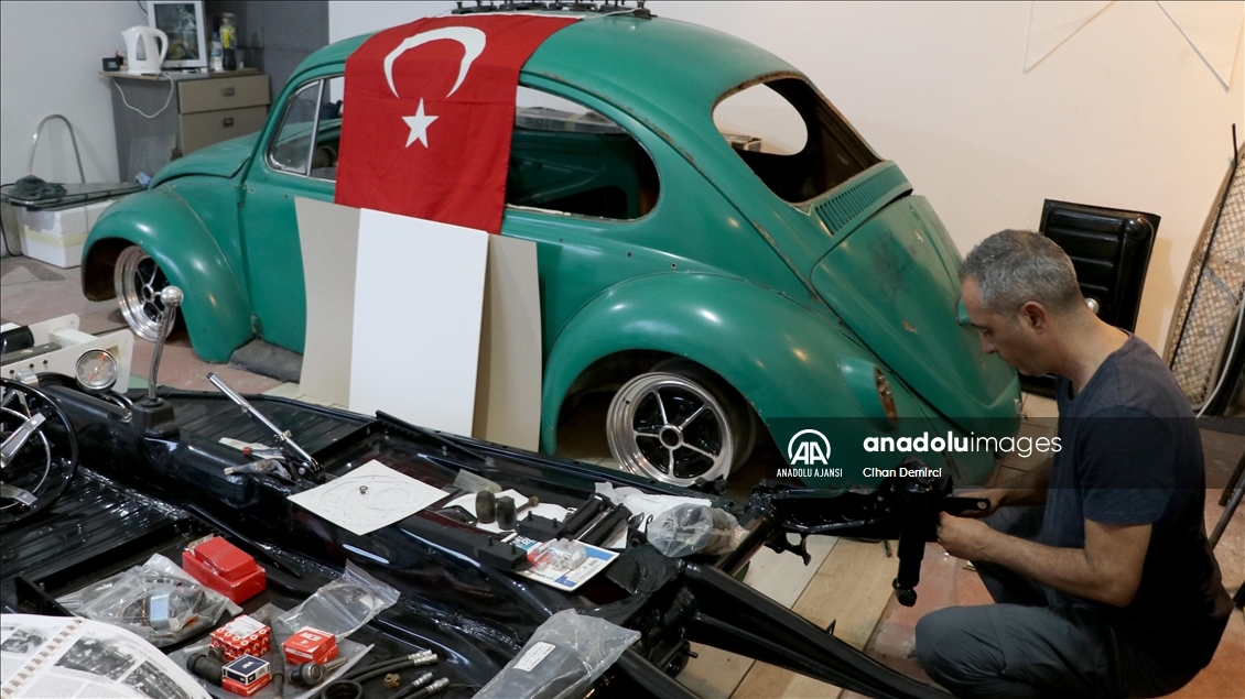 Edirne'de ilaç mümessilinin "klasik otomobil restore hobisi" tutkuya dönüştü