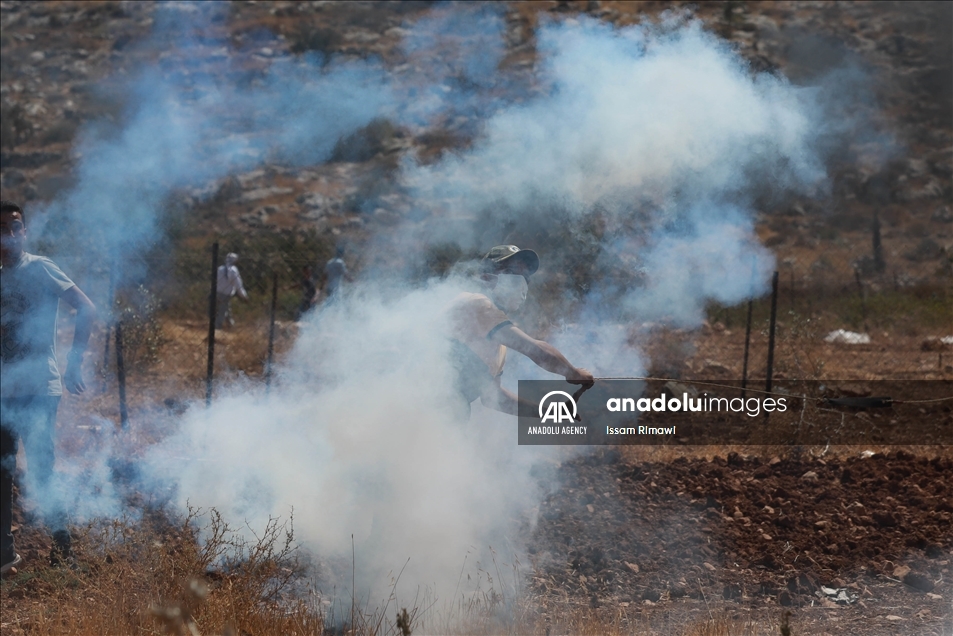 إصابة 46 فلسطينيا برصاص الجيش الإسرائيلي بالضفة