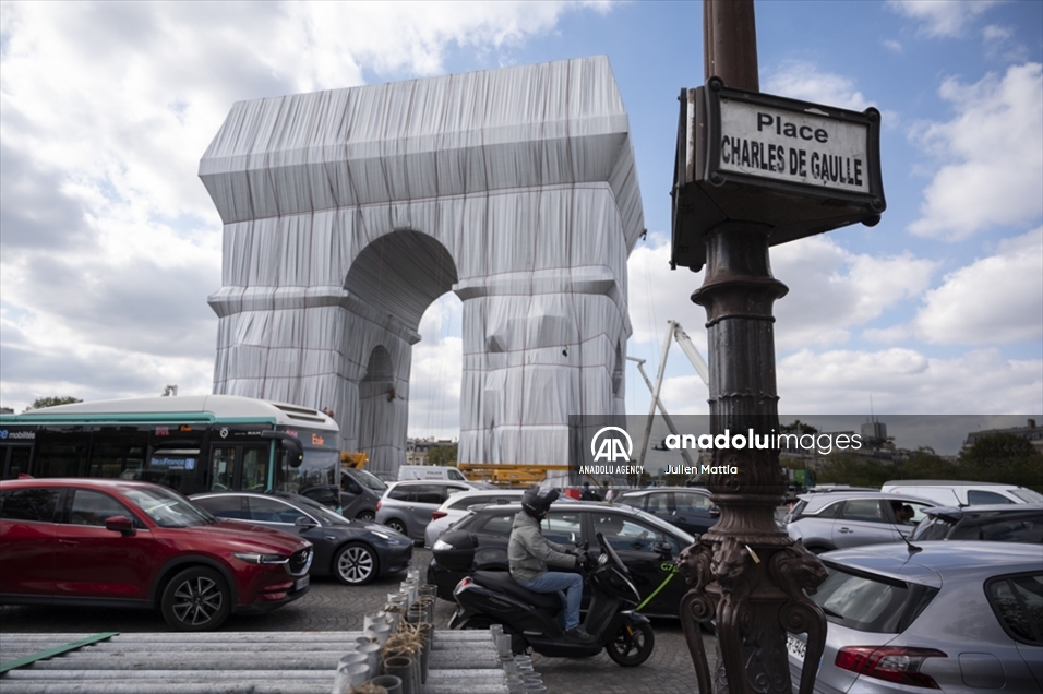 'Empaquetar el Arco del Triunfo', el último monumental proyecto en París del artista Christo