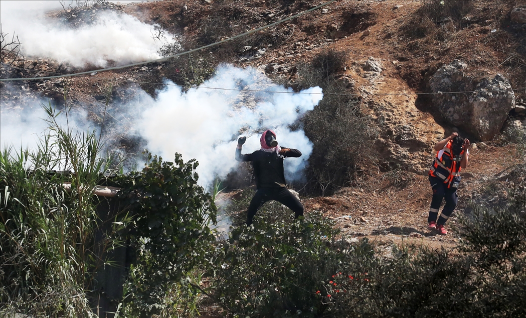 یورش نظامیان اسرائیلی به تظاهرات فلسطینیان در کرانه باختری 