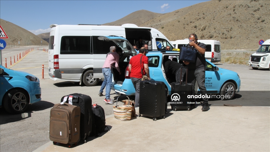تردد مسافران ایرانی از گذرگاه مرزی کاپی‌کوی آغاز شد 