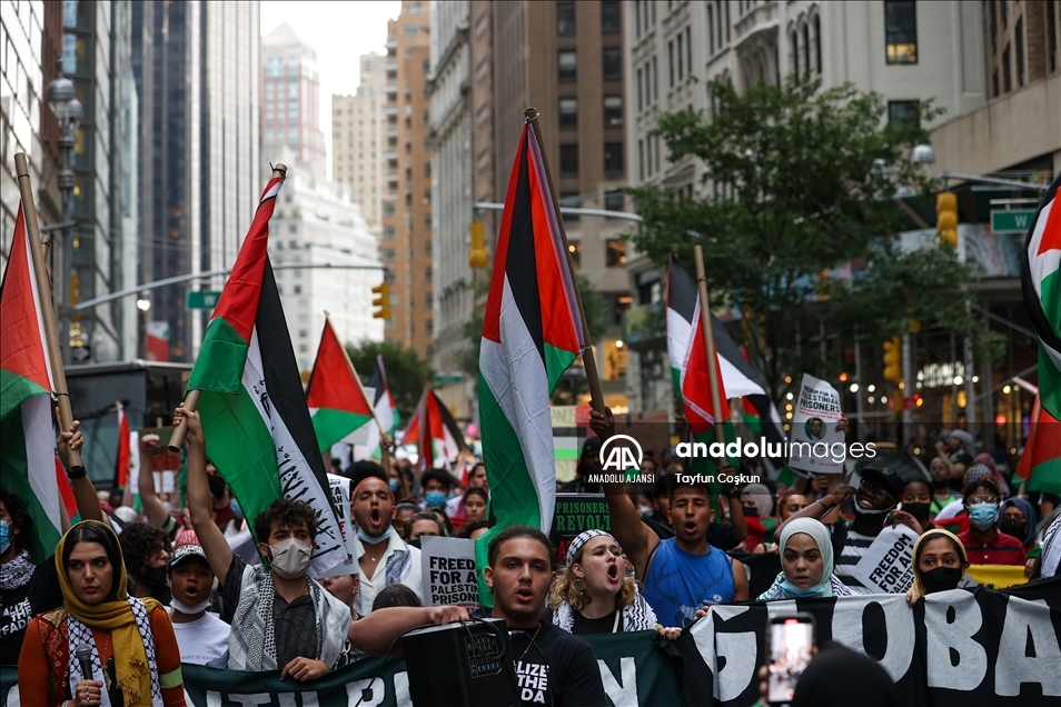 New York'ta Filistin'e destek gösterisi