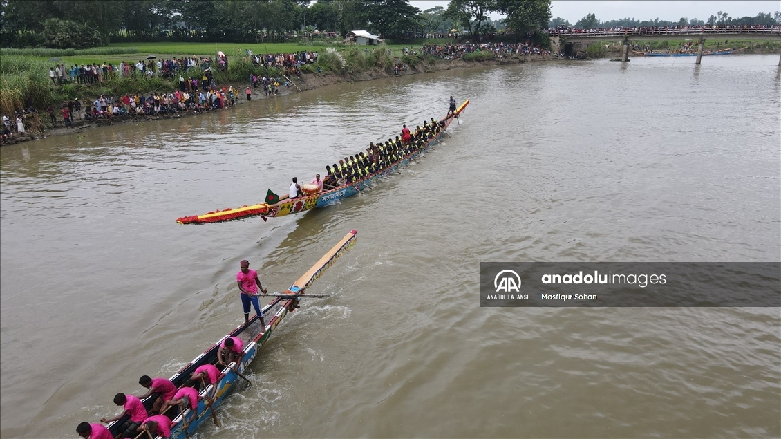 Bangladeş'te geleneksel kürek yarışları