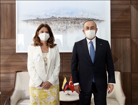 El ministro de Relaciones Exteriores de Turquía se reunió con la vicepresidenta colombiana en Nueva York